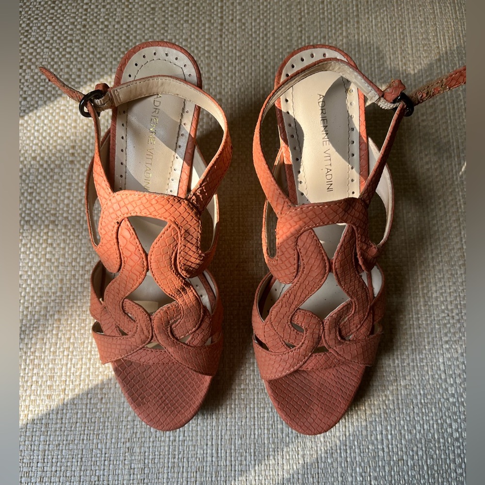 Adrienne Vittadini Women's Sandals Size 6.5